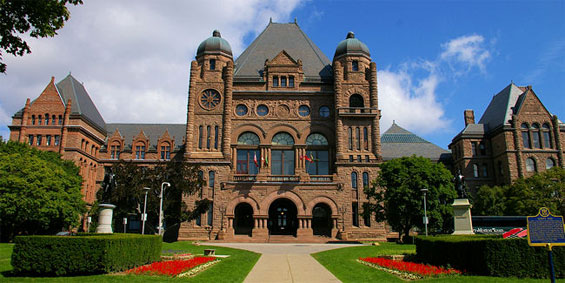 university-toronto- campus